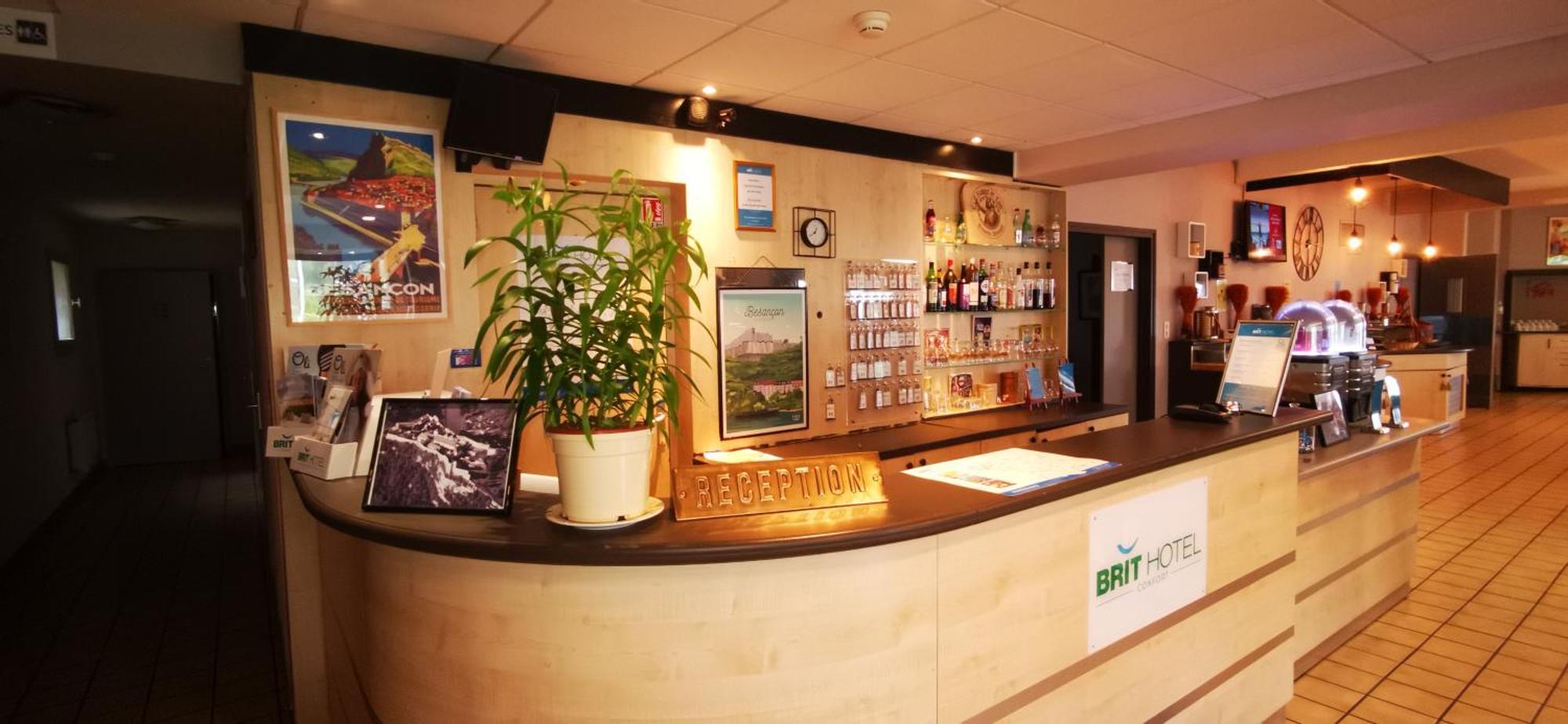Brit Hotel Besancon L'Horloge Luaran gambar